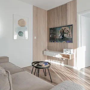 Apartment Tuyo Bokserska, Warsaw